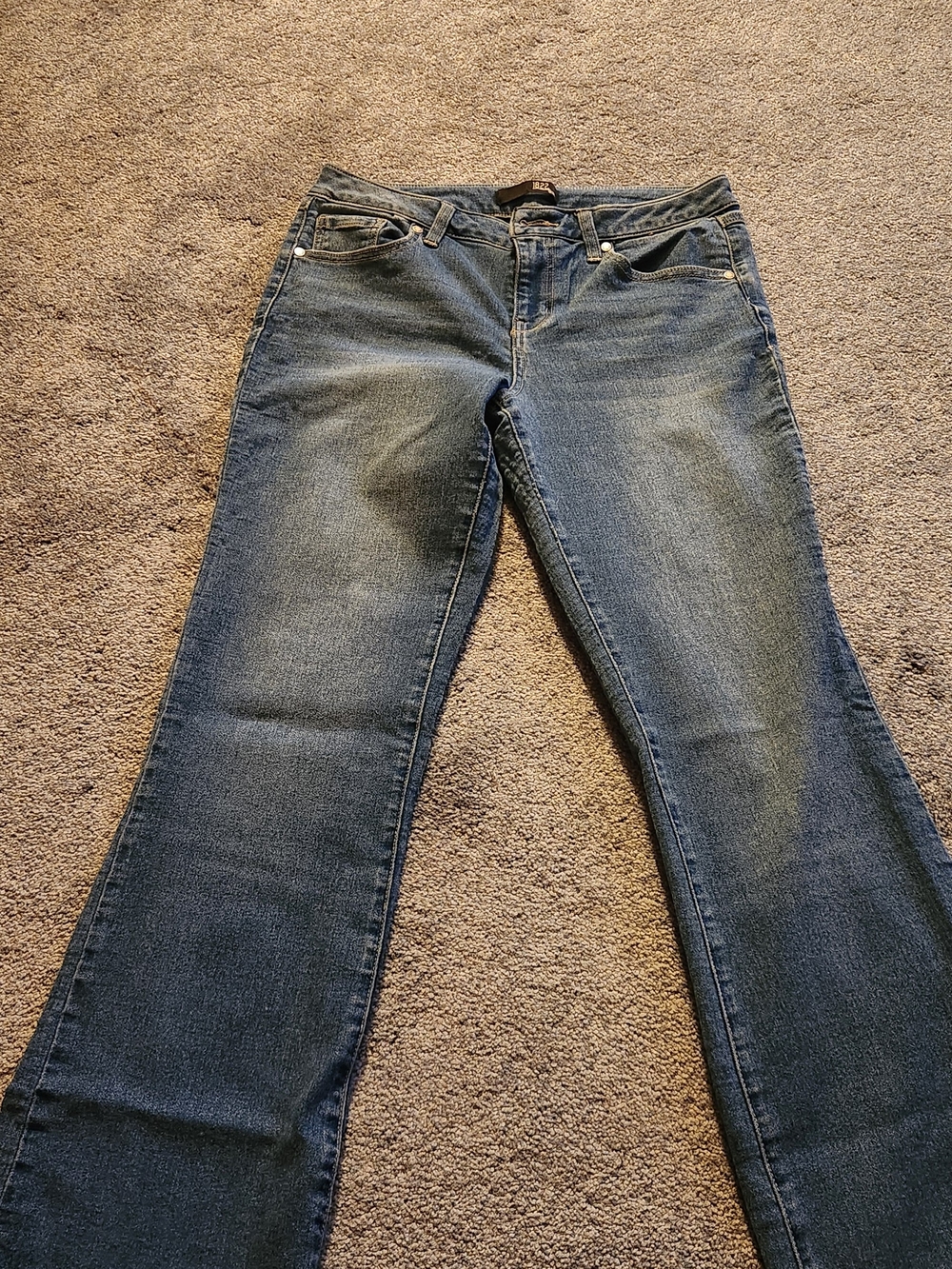 1822 Denim Women's Flare Jeans in Medium Blue